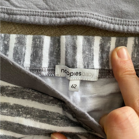 Noppies 2-4 month 2 piece long sleeve outfit - Picture 4 of 5